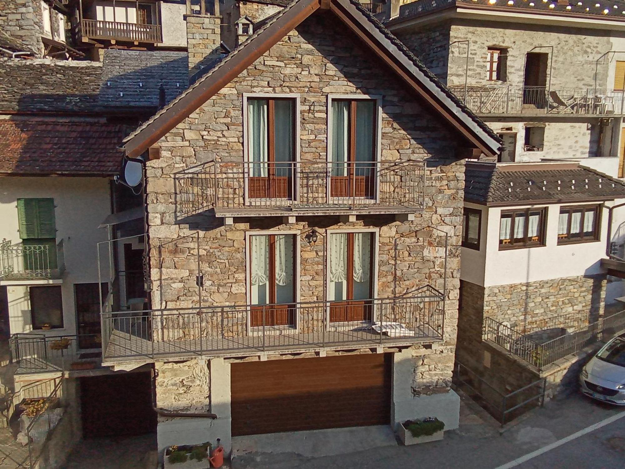Iris Home Camblione Rom bilde